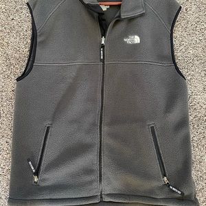 The North Face Men’s XL Fleece Vest